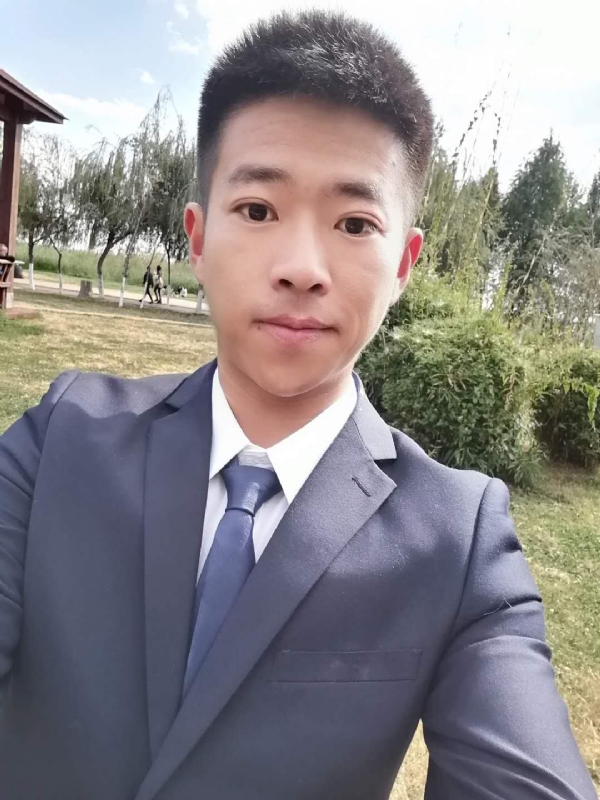 昌先生的第一张照片--昆明中老年相亲网