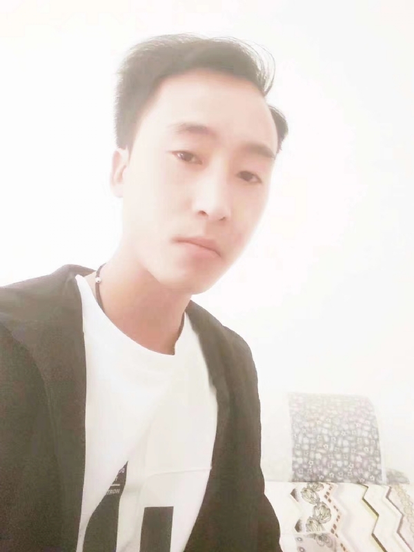 萧艺的第一张照片--昆明中老年相亲网
