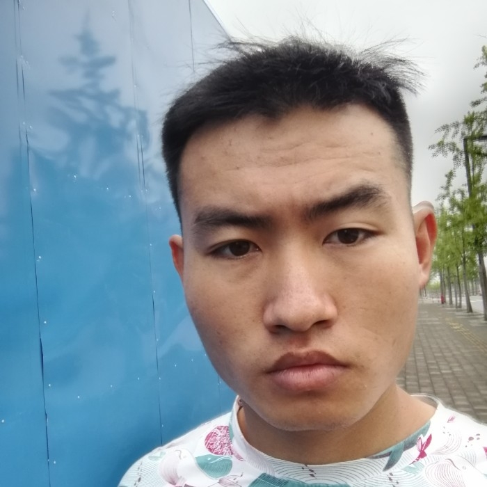爱一个哦的第一张照片--昆明中老年相亲网