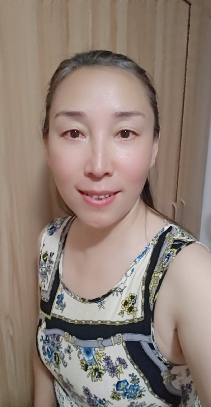 晓琴的第二张照片--昆明中老年相亲网