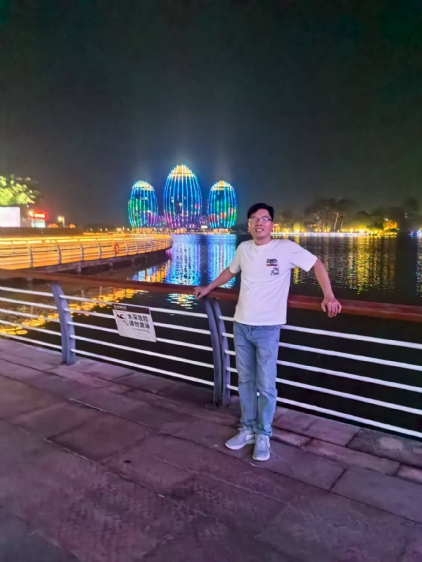 千年老妖的第一张照片--昆明中老年相亲网